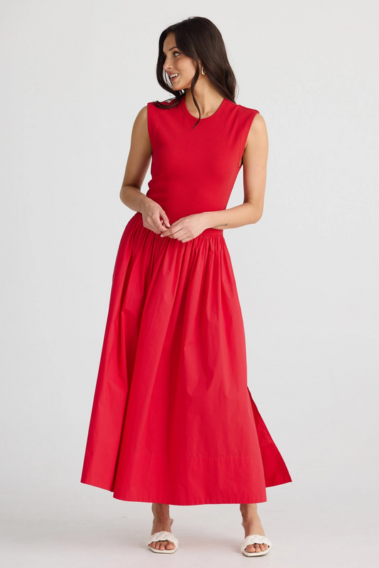 "DIY Fashion Trends: Effortless Ways to Refresh Your Wardrobe with Style"