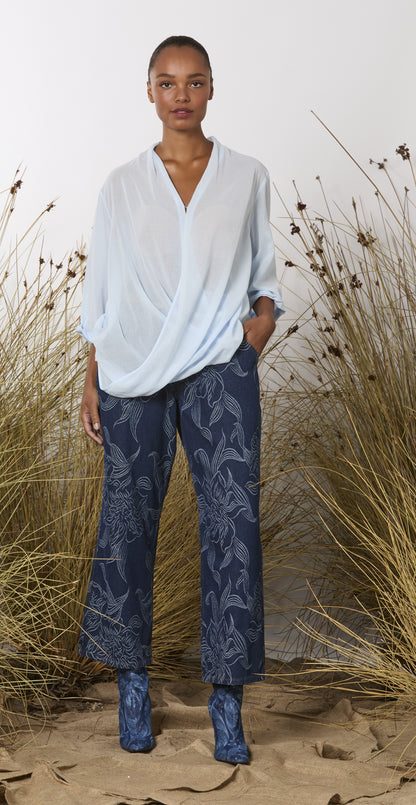 DISCONNECTED ORCHID JEAN MAUD DAINTY