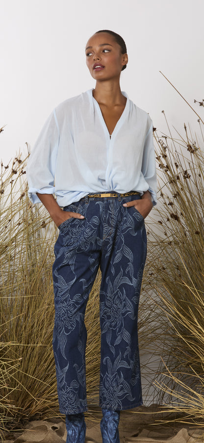 DISCONNECTED ORCHID JEAN MAUD DAINTY