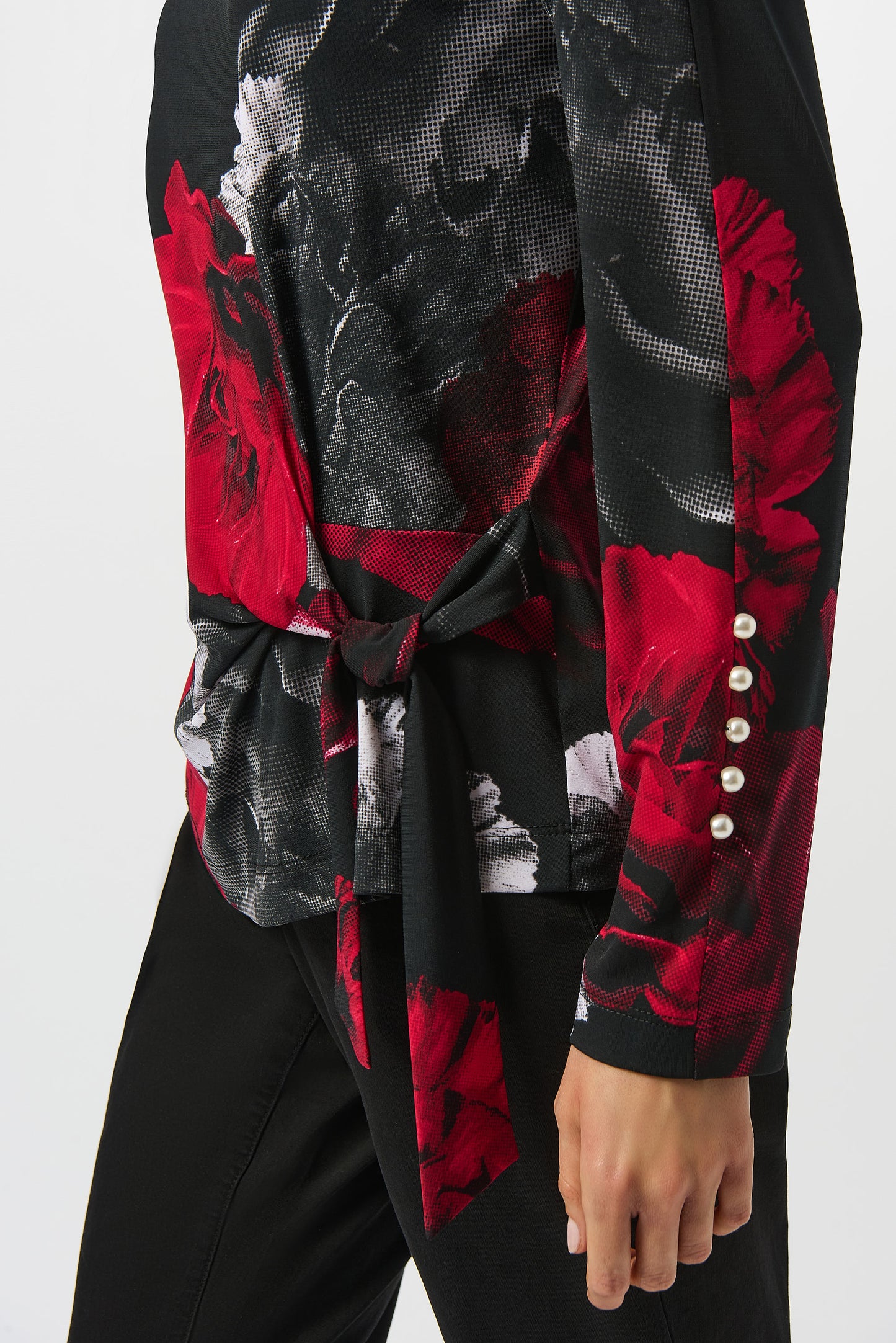 SILKY KNIT FLORAL PRINT FITTED TOP JOSEPH RIBKOFF