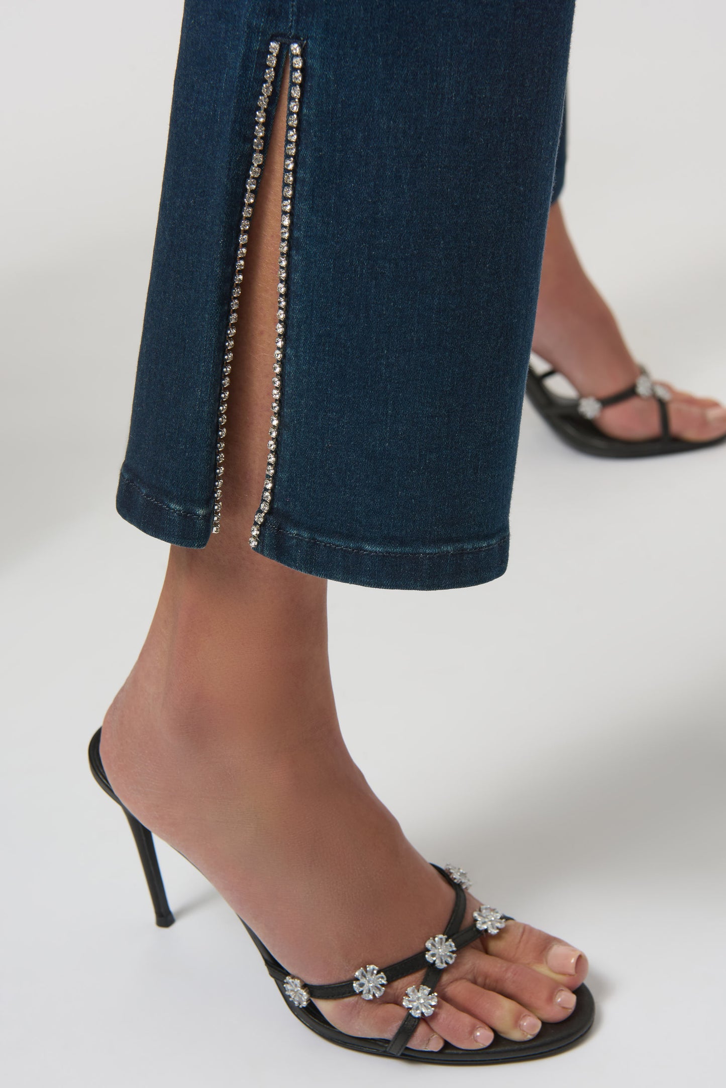 CLASSIC STRAIGHT LEG JEANS WITH RHINESTONE HEM JOSEPH RIBKOFF