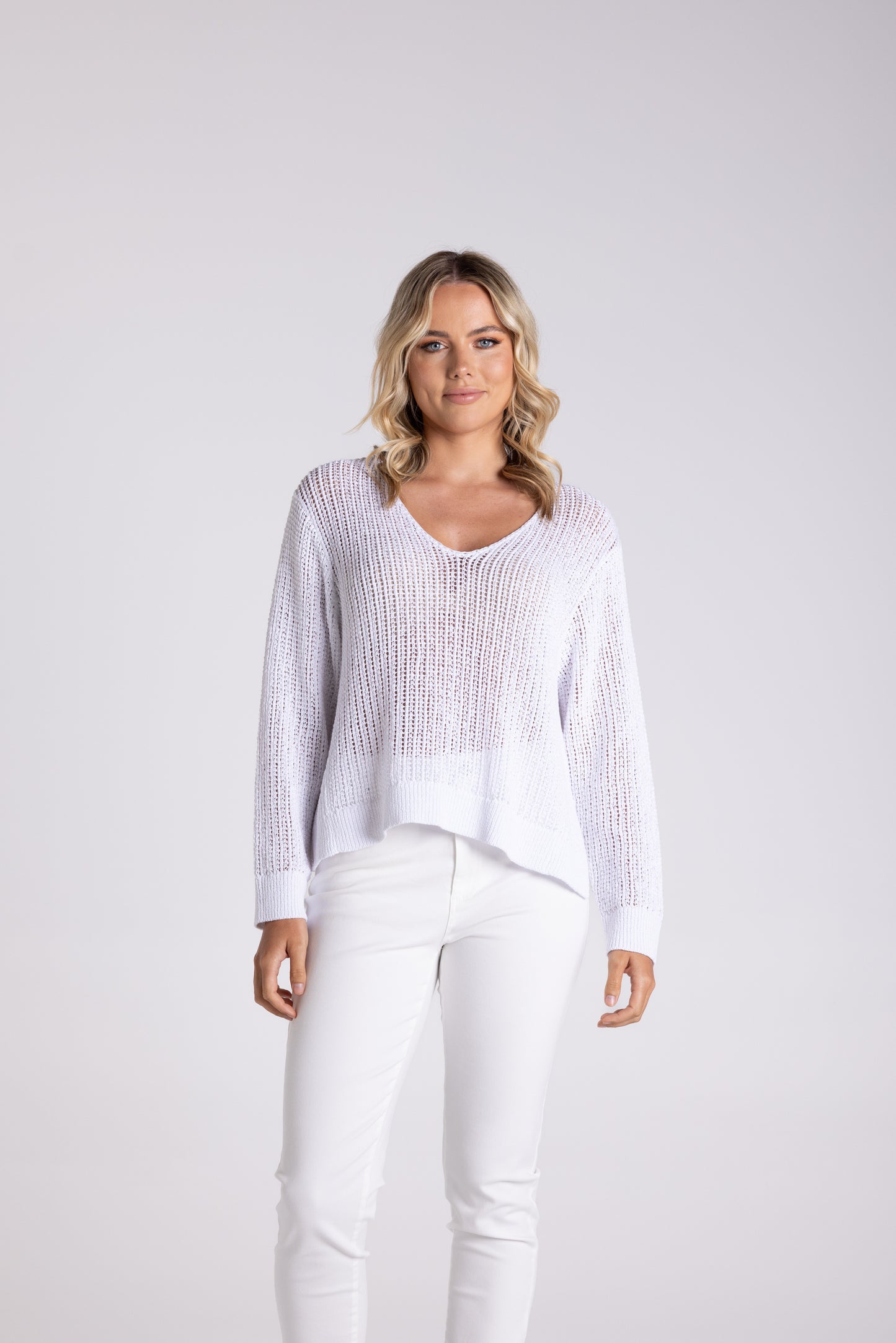 3103 TWO T'S V NECK SWEATER