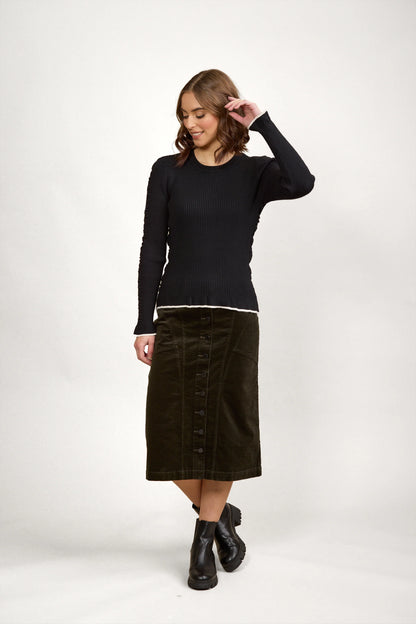 Knewe 2031 Luxe Sweater – Chocolate/Black